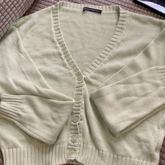 Brandy Melville O/S button up cardigan. No pulls or pilling. - Picture 3 of 3